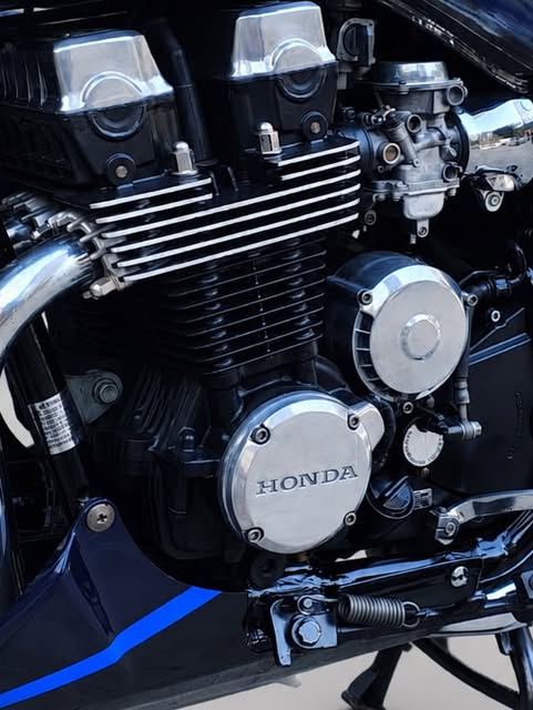 HONDA CBX 750 - Imagem 8