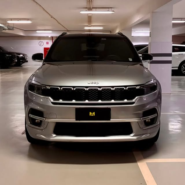 JEEP COMMANDER OVERLAND T270 - Imagem 2