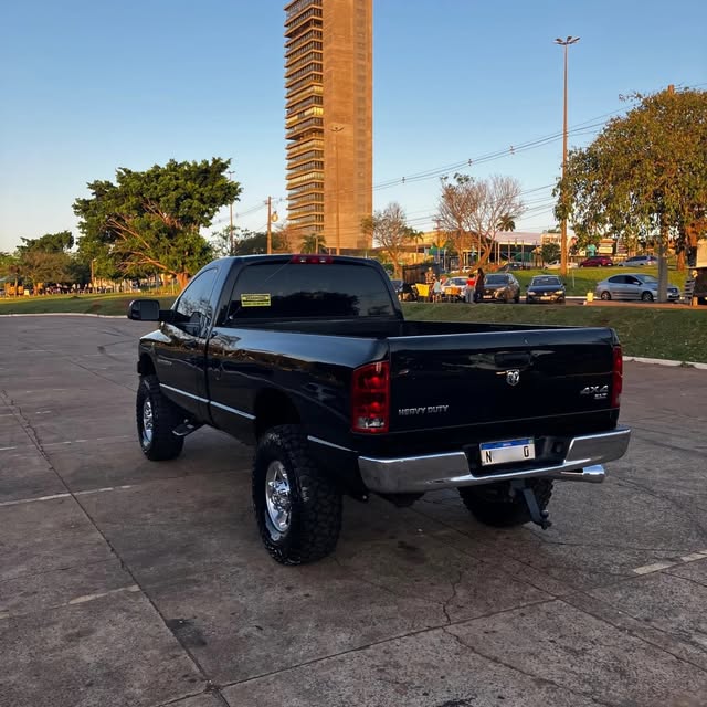 DODGE RAM 2500 SLT - Imagem 5