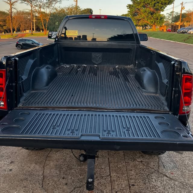 DODGE RAM 2500 SLT - Imagem 9