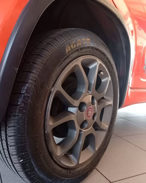 FIAT UNO SPORTING - Imagem 5