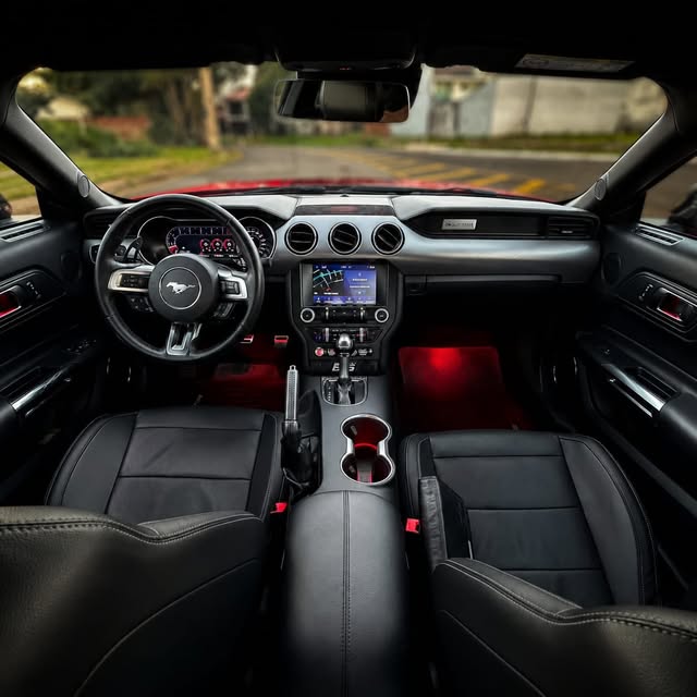 FORD MUSTANG - Imagem 11