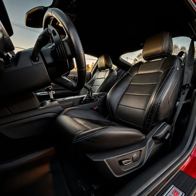 FORD MUSTANG - Imagem 14