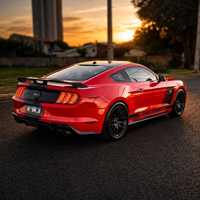 FORD MUSTANG - Imagem 8