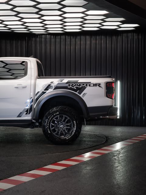 FORD RANGER RAPTOR - Imagem 11