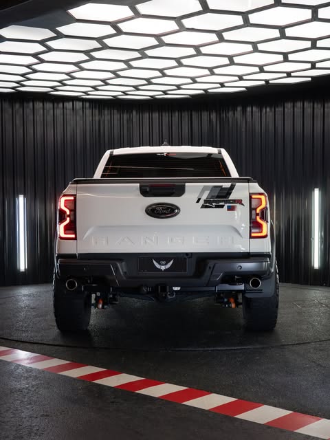 FORD RANGER RAPTOR - Imagem 15