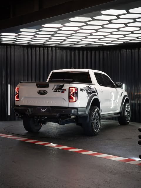 FORD RANGER RAPTOR - Imagem 17