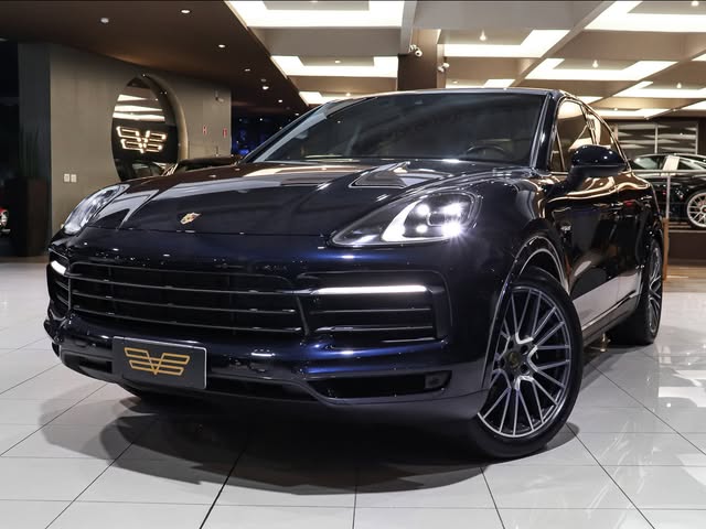 PORSCHE CAYENNE E-HYBRID - Imagem 1
