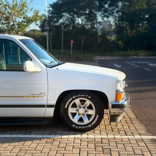 CHEVROLET SILVERADO - Imagem 7