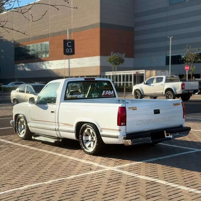 CHEVROLET SILVERADO - Imagem 9