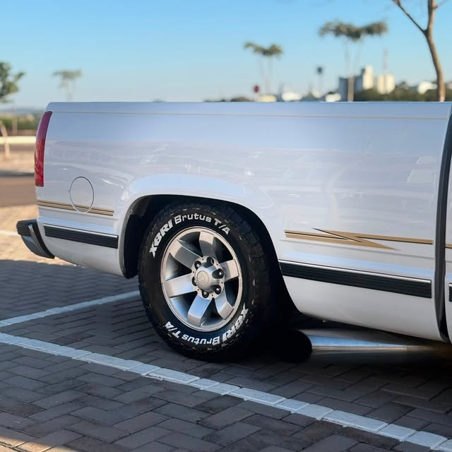 CHEVROLET SILVERADO - Imagem 10