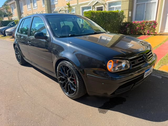 VOLKSWAGEN GOLF GTI - Imagem 2