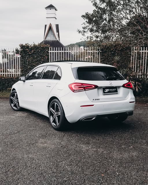 MERCEDES-BENZ A250 SPORT - Imagem 2