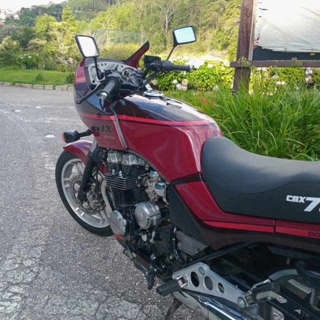 HONDA CBX 750 FOUR - Imagem 4