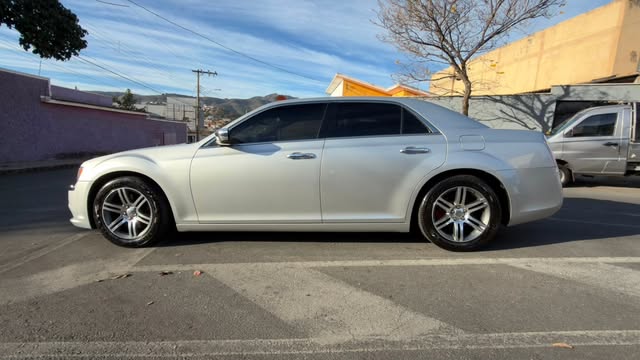 CHRYSLER 300C - Imagem 5