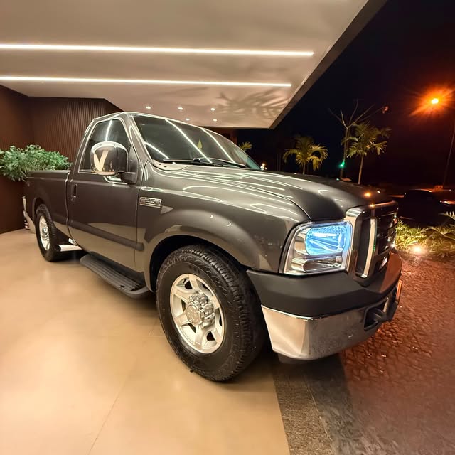 FORD F-250 XL-L - Imagem 2