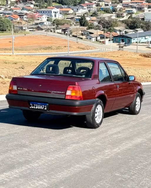 CHEVROLET MONZA - Imagem 2