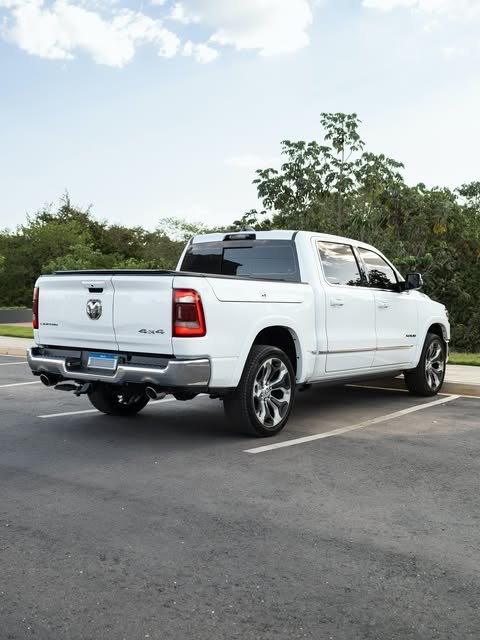 RAM 1500 LIMITED - Imagem 17