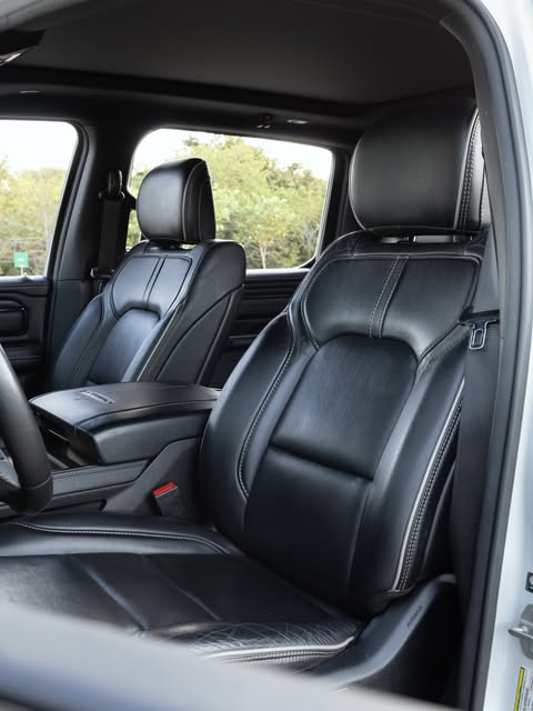 RAM 1500 LIMITED - Imagem 6