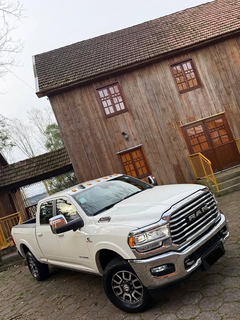 RAM 3500 LONGHORN - Imagem 15