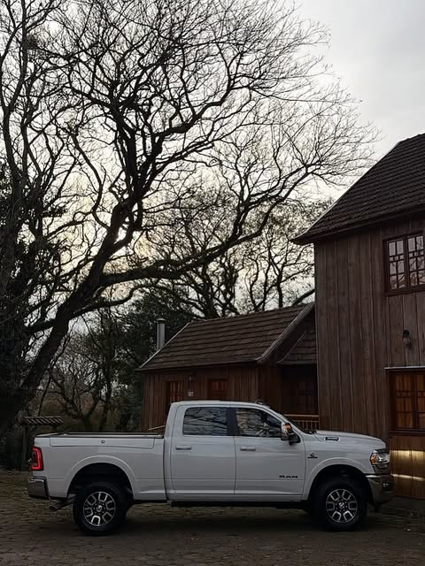 RAM 3500 LONGHORN - Imagem 9