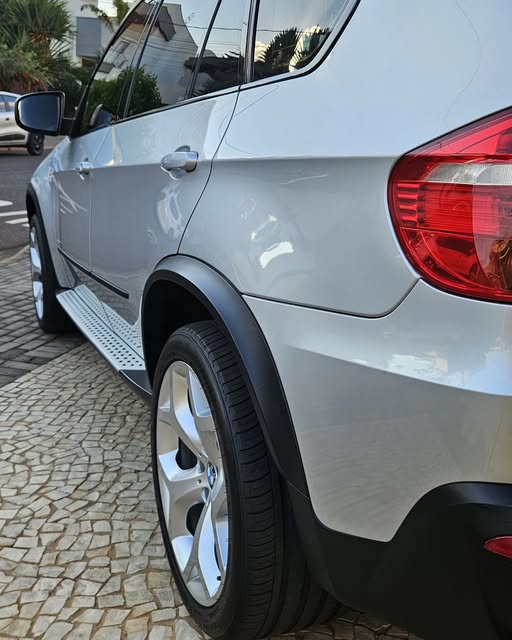 BMW X5 - Imagem 8