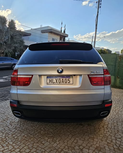 BMW X5 - Imagem 10
