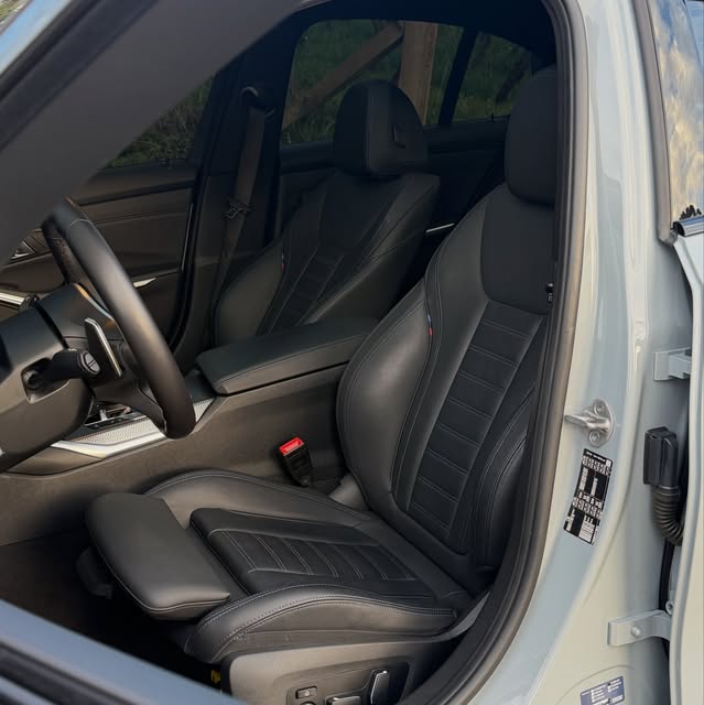 BMW 320I M SPORT - Imagem 8