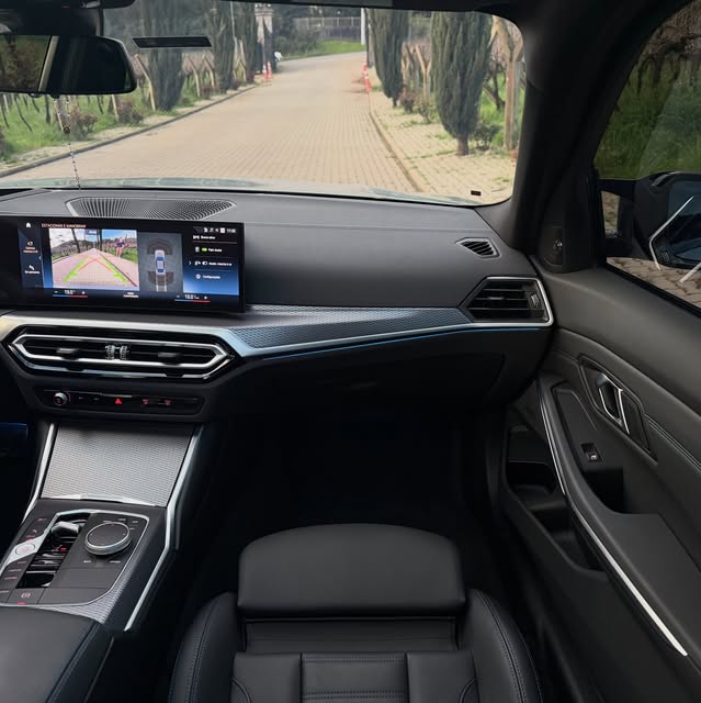 BMW 320I M SPORT - Imagem 10