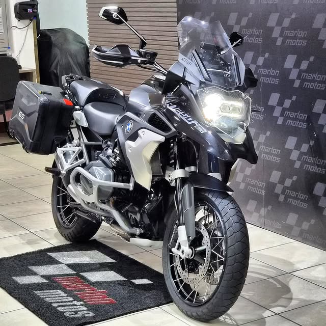 BMW GS PREMIUM TRIPLE BLACK - Imagem 2