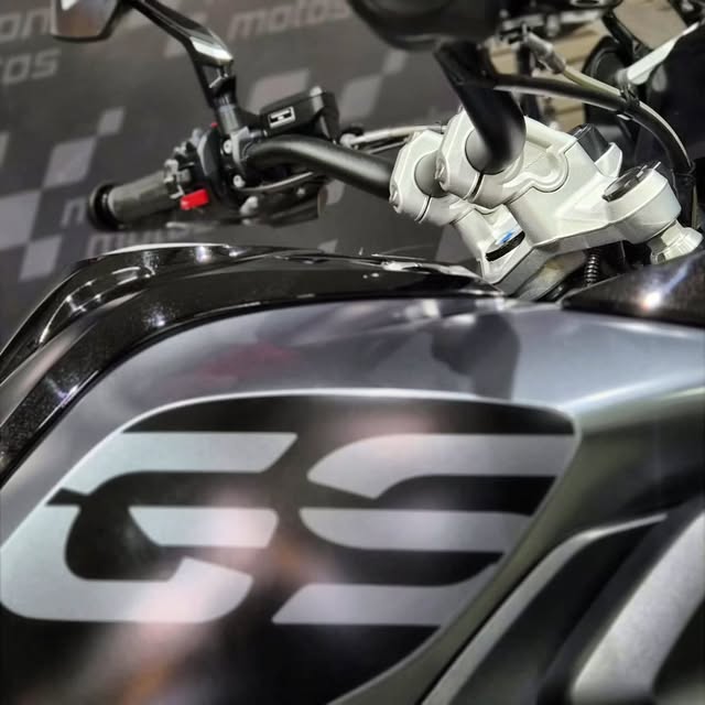 BMW GS PREMIUM TRIPLE BLACK - Imagem 4