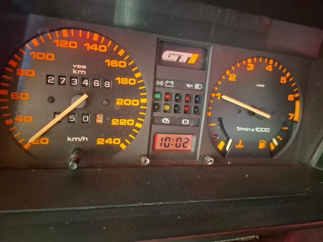 VOLKSWAGEN GOL GTI - Imagem 11