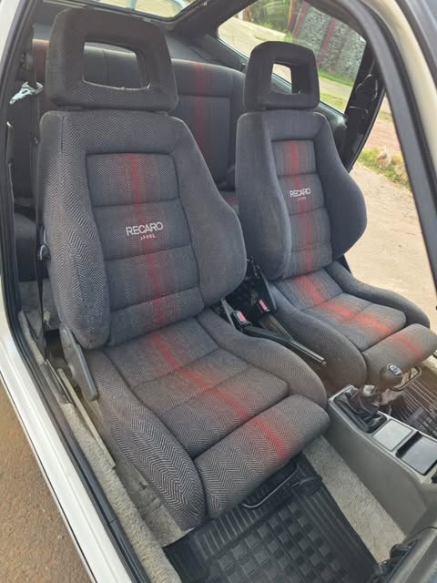 VOLKSWAGEN GOL GTI - Imagem 15