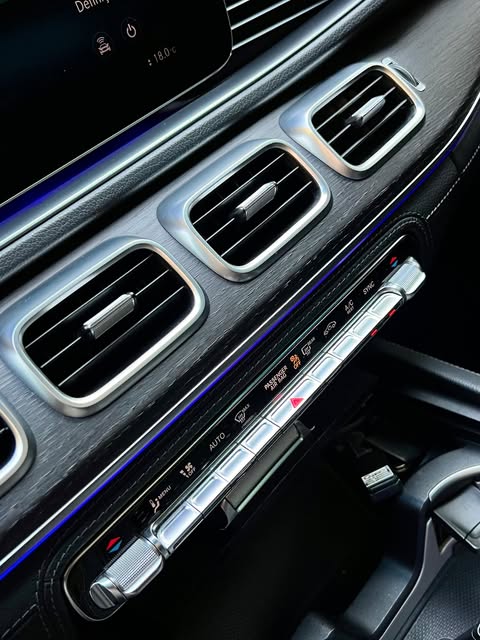 MERCEDES-BENZ GLE 53 AMG - Imagem 11