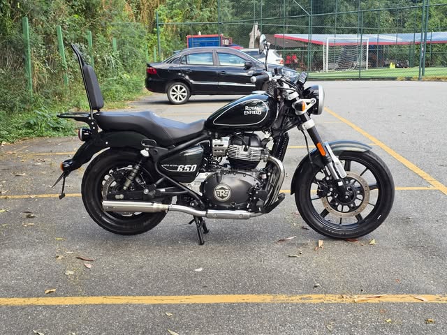 ROYAL ENFIELD SUPER METEOR 650 - Imagem 2
