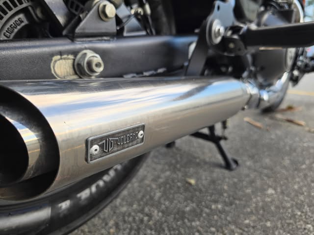 ROYAL ENFIELD SUPER METEOR 650 - Imagem 13