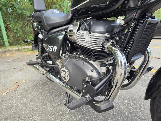 ROYAL ENFIELD SUPER METEOR 650 - Imagem 9