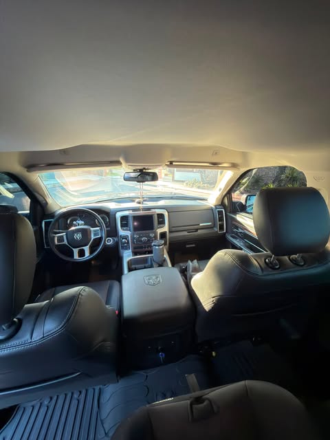 RAM 1500 LARAMIE - Imagem 13