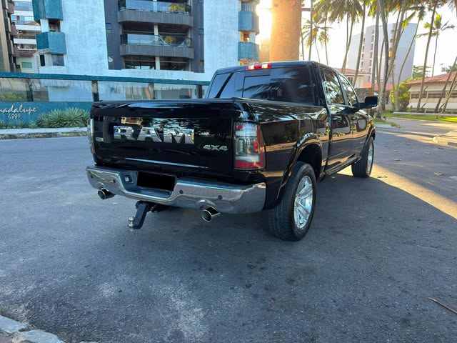 RAM 1500 LARAMIE - Imagem 4