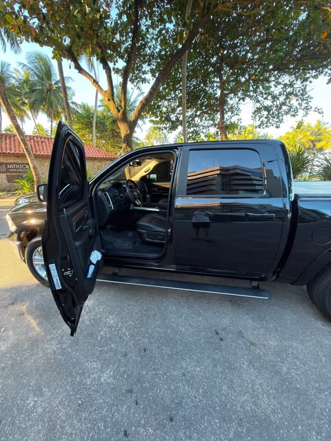RAM 1500 LARAMIE - Imagem 6