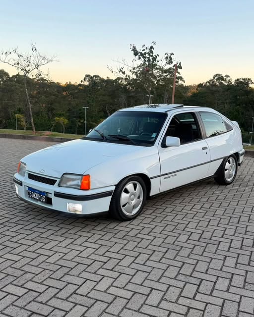 GM KADETT GS - Imagem 13