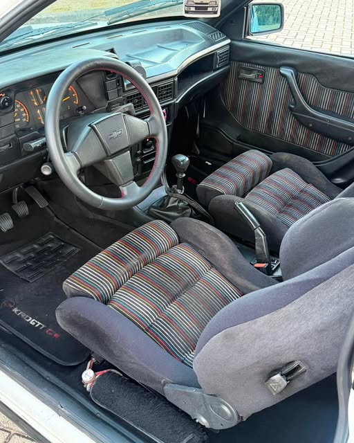 GM KADETT GS - Imagem 14