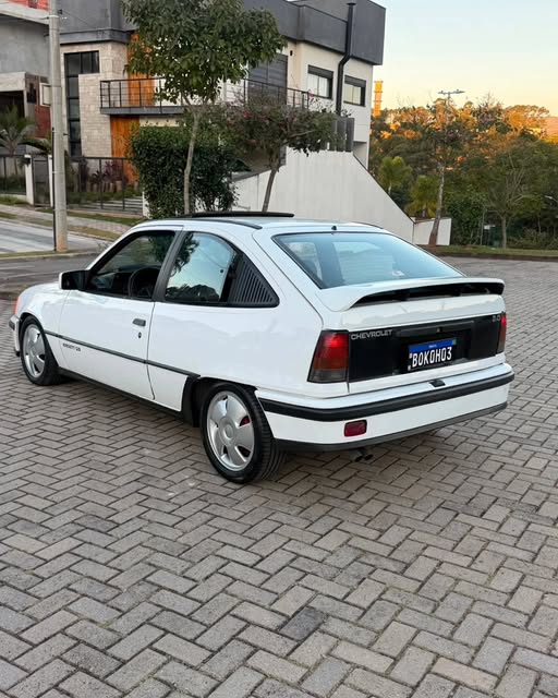 GM KADETT GS - Imagem 9