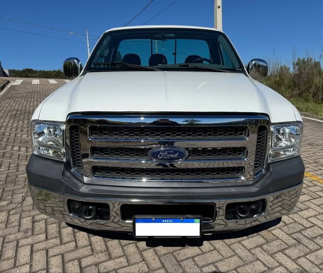 FORD F-250 XLT-L - Imagem 3