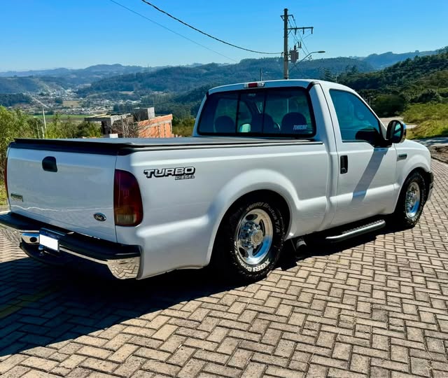 FORD F-250 XLT-L - Imagem 7