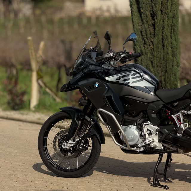 BMW F850 GS ADVENTURE TRIPLE BLACK - Imagem 4