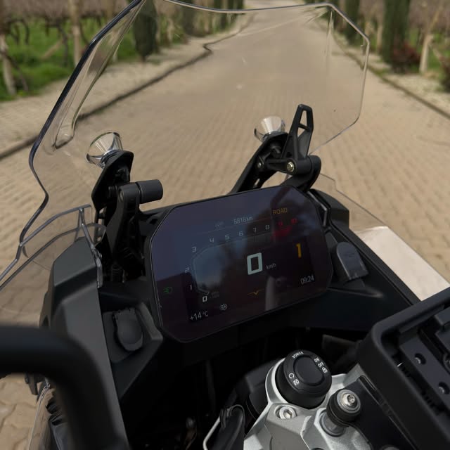BMW F850 GS ADVENTURE TRIPLE BLACK - Imagem 6
