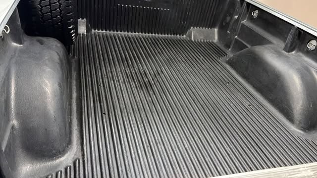 CHEVROLET SILVERADO - Imagem 13