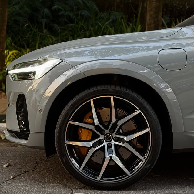VOLVO XC60 T8 HYBRID POLESTAR - Imagem 15