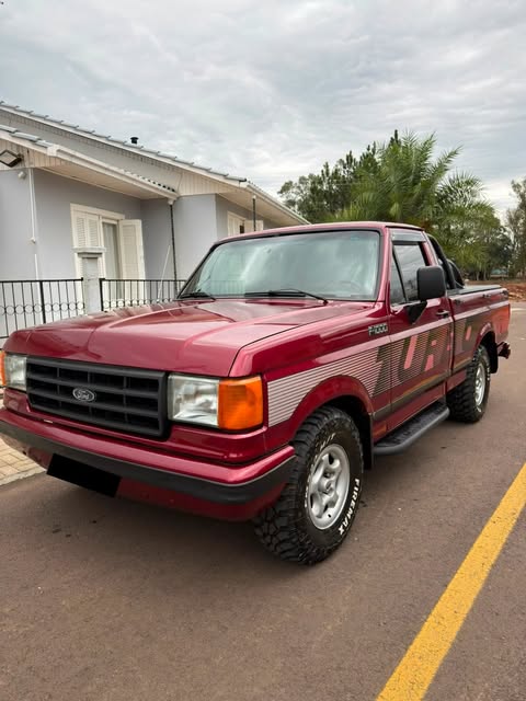 FORD F-1000 - Imagem 1